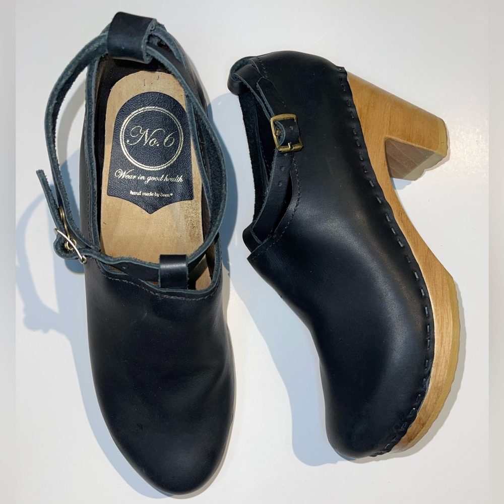 No. 6 Black Clogs 🖤🐦‍⬛♠️